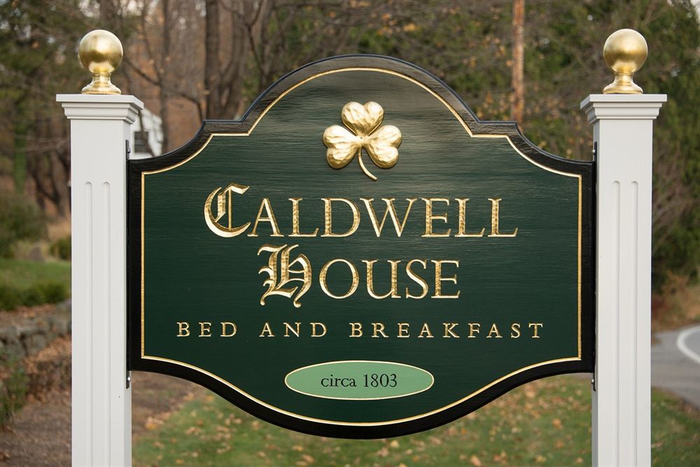 Caldwell House Bed And Breakfast Salisbury Mills Екстериор снимка