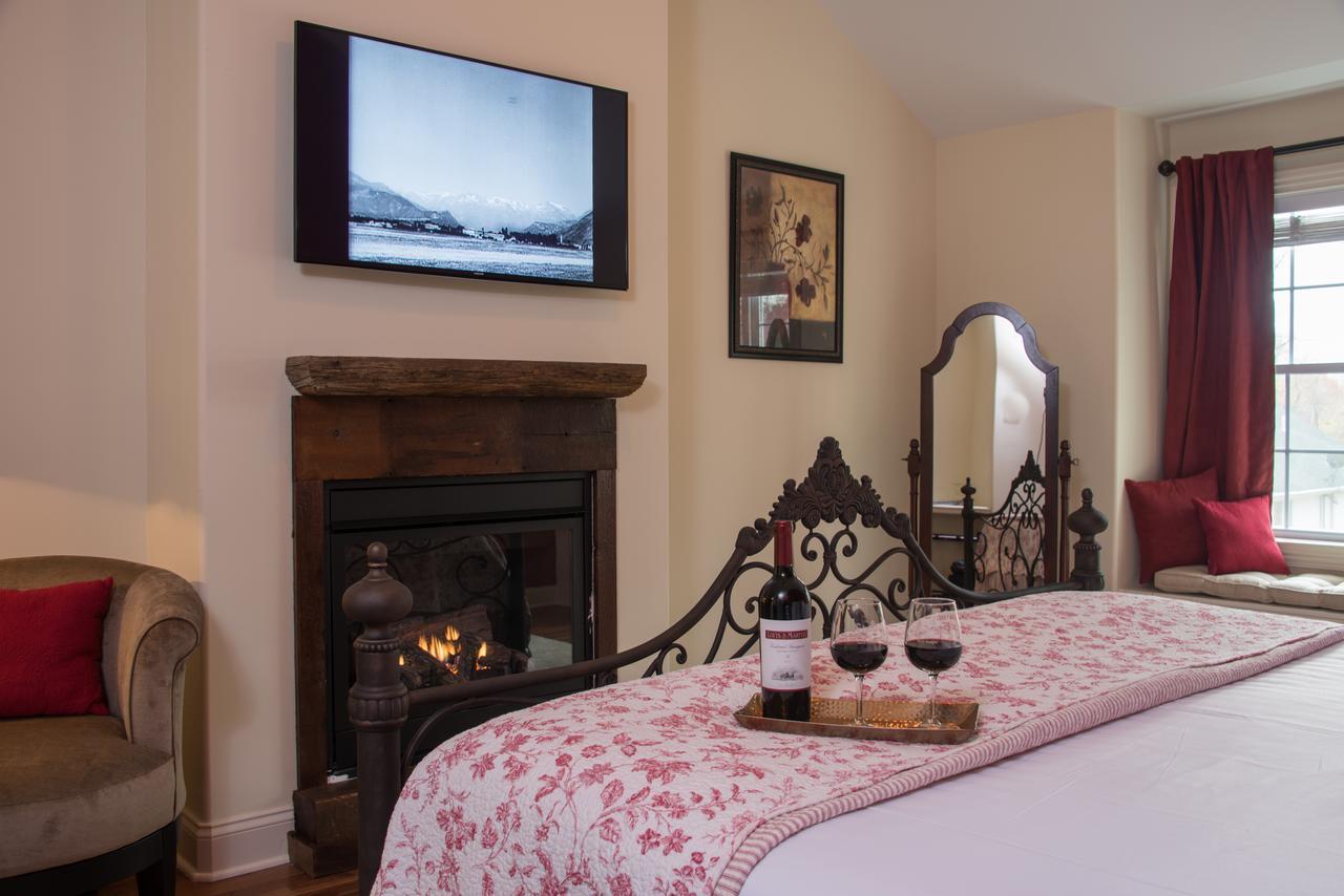 Caldwell House Bed And Breakfast Salisbury Mills Екстериор снимка
