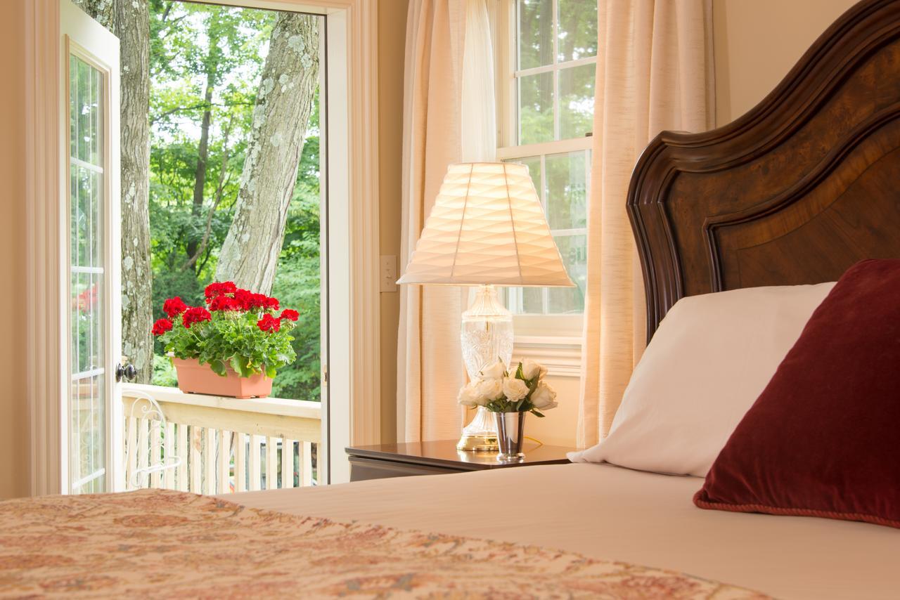 Caldwell House Bed And Breakfast Salisbury Mills Екстериор снимка