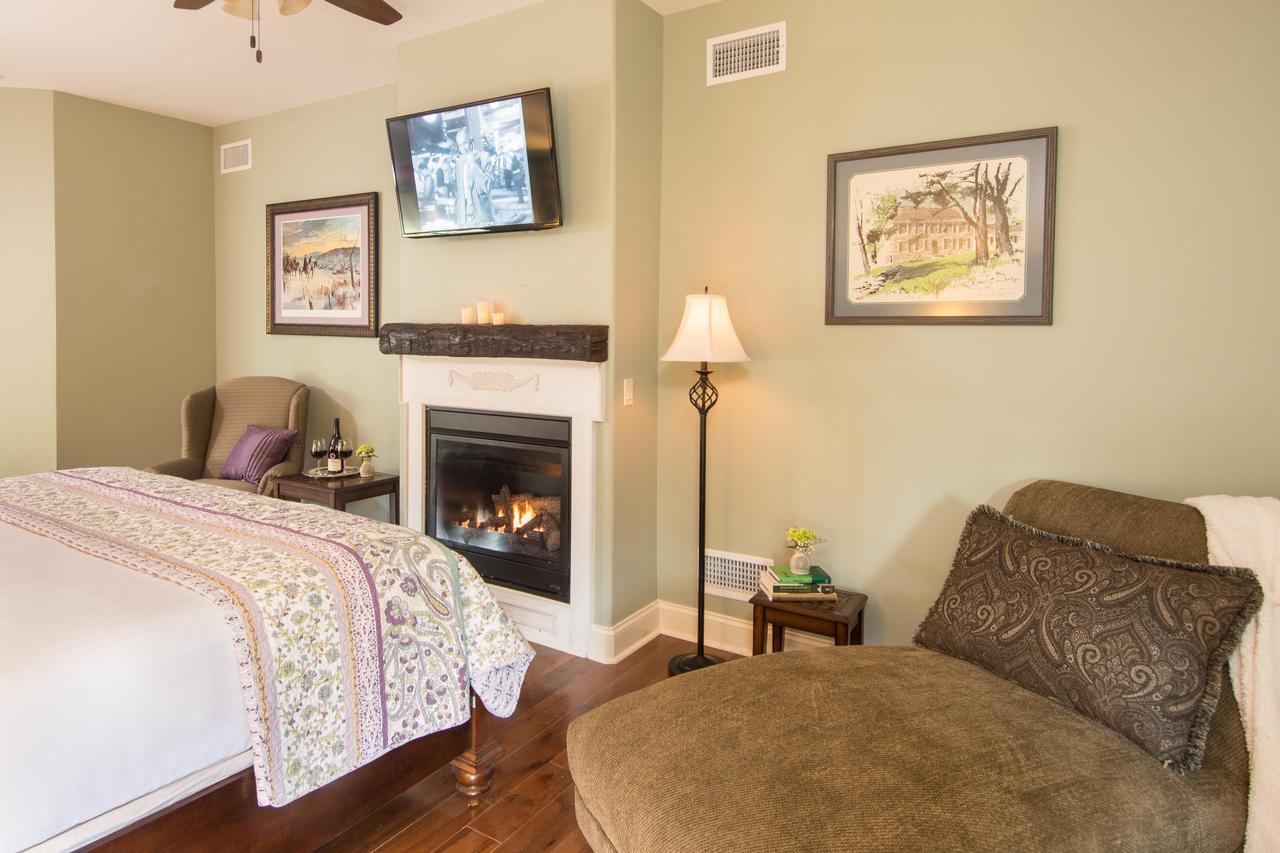 Caldwell House Bed And Breakfast Salisbury Mills Екстериор снимка