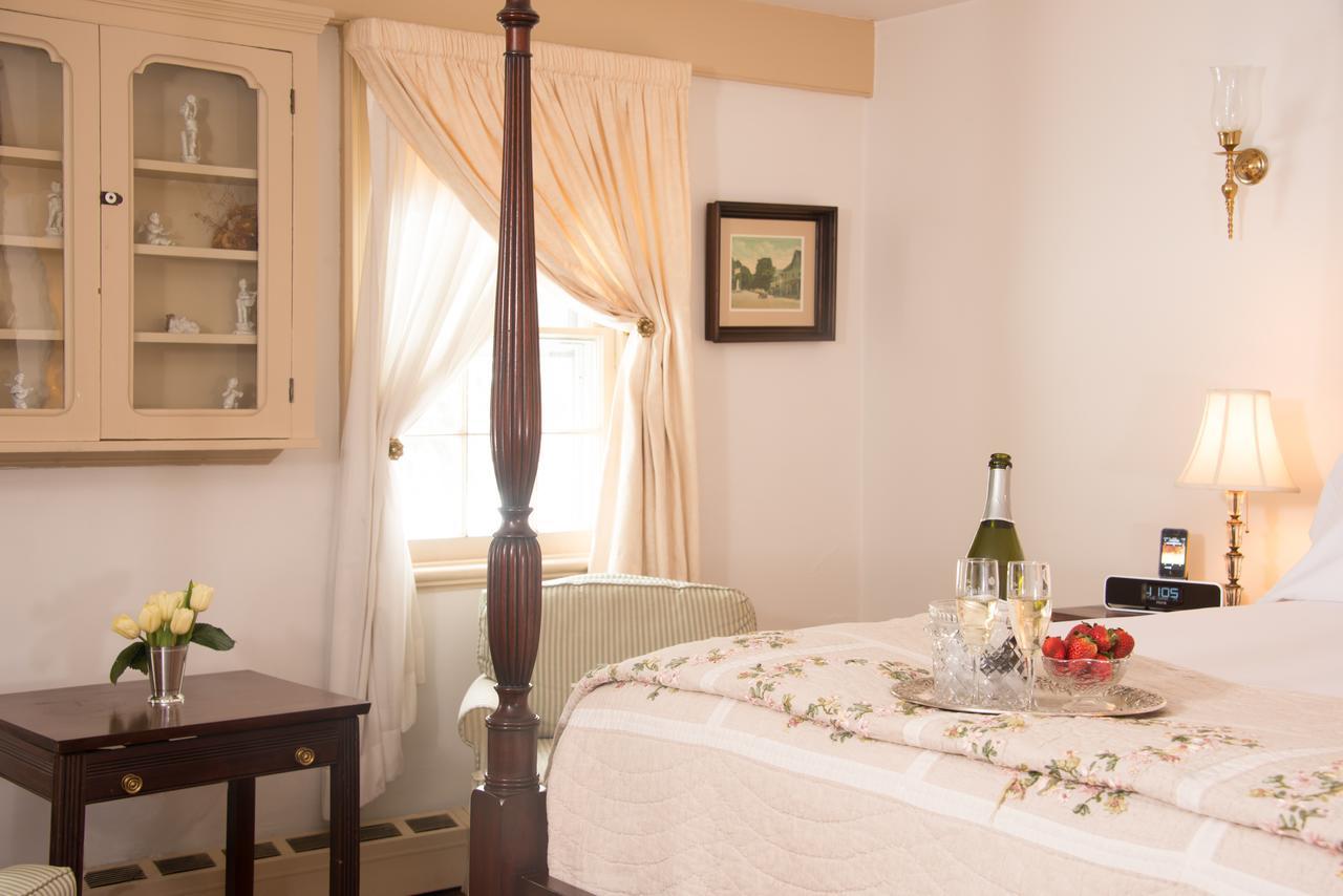 Caldwell House Bed And Breakfast Salisbury Mills Екстериор снимка