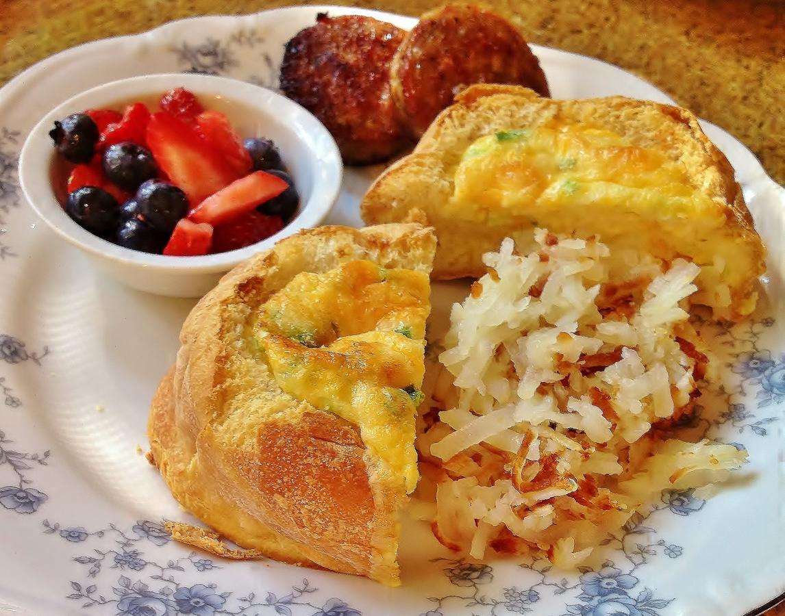 Caldwell House Bed And Breakfast Salisbury Mills Екстериор снимка